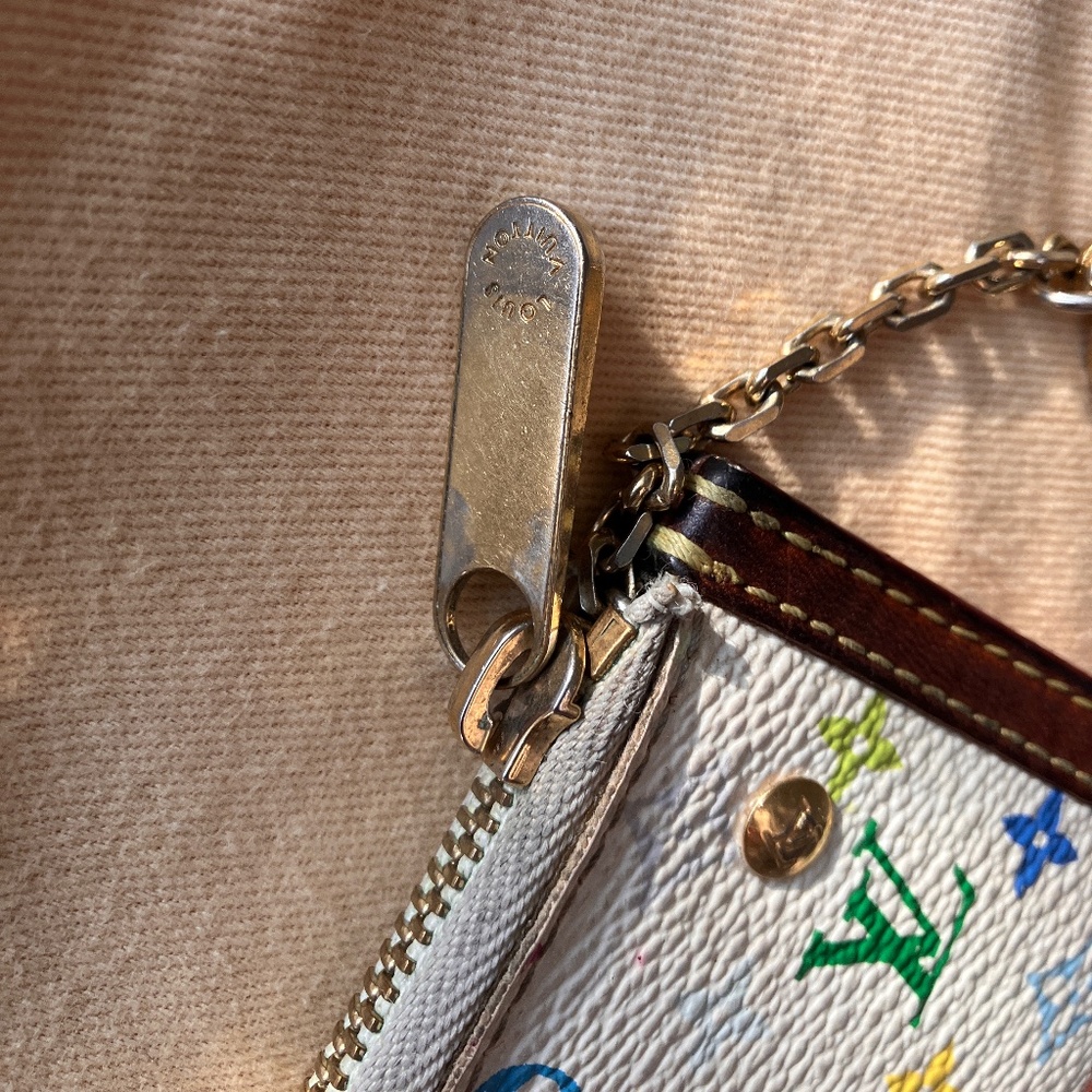 LV & TAKASHI MURAKAMI MULTICOLORE KEY POUCH - Picture 2 of 13